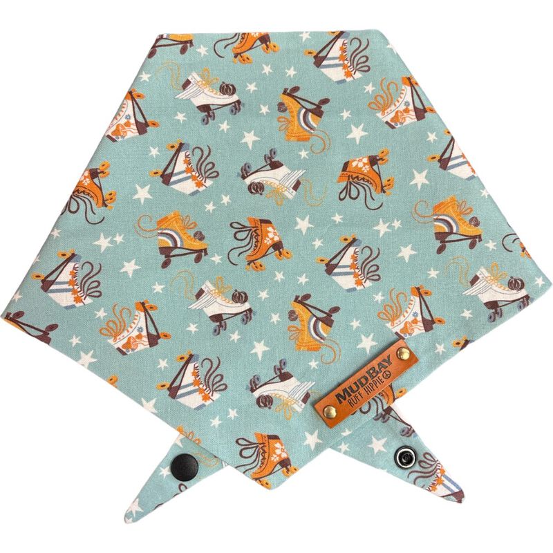 Mud Bay Dog & Cat Bandana, Roller Skates image number null